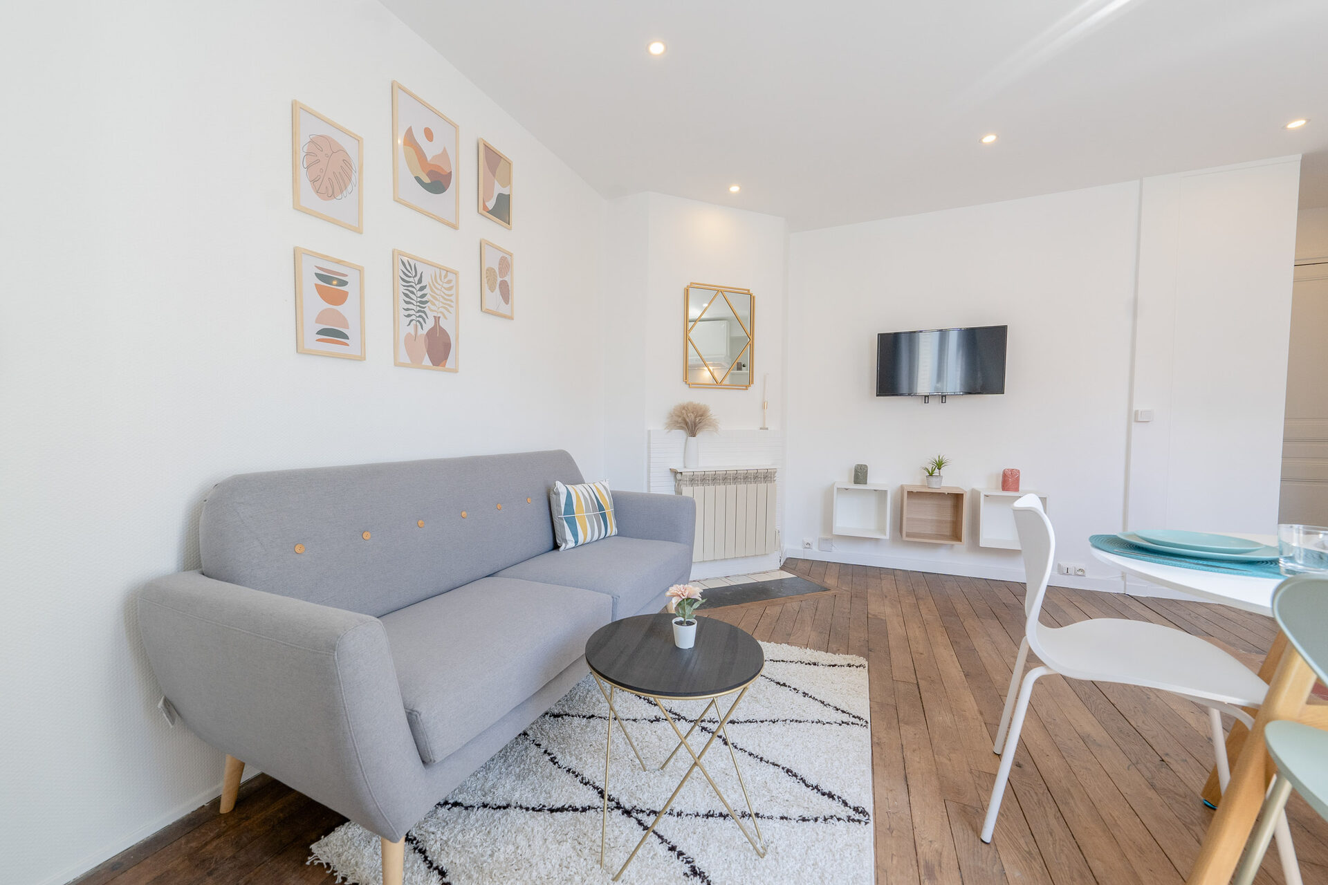 Séjour cosy sous les toits